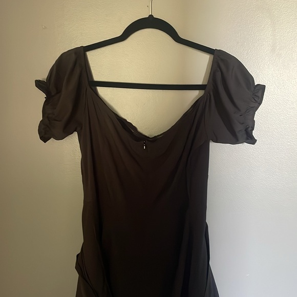 Black ruffle sleeve romper - Picture 4 of 4